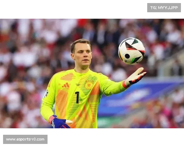 诺伊尔肠胃炎康复重返训练场,有望出战本轮德甲赛事